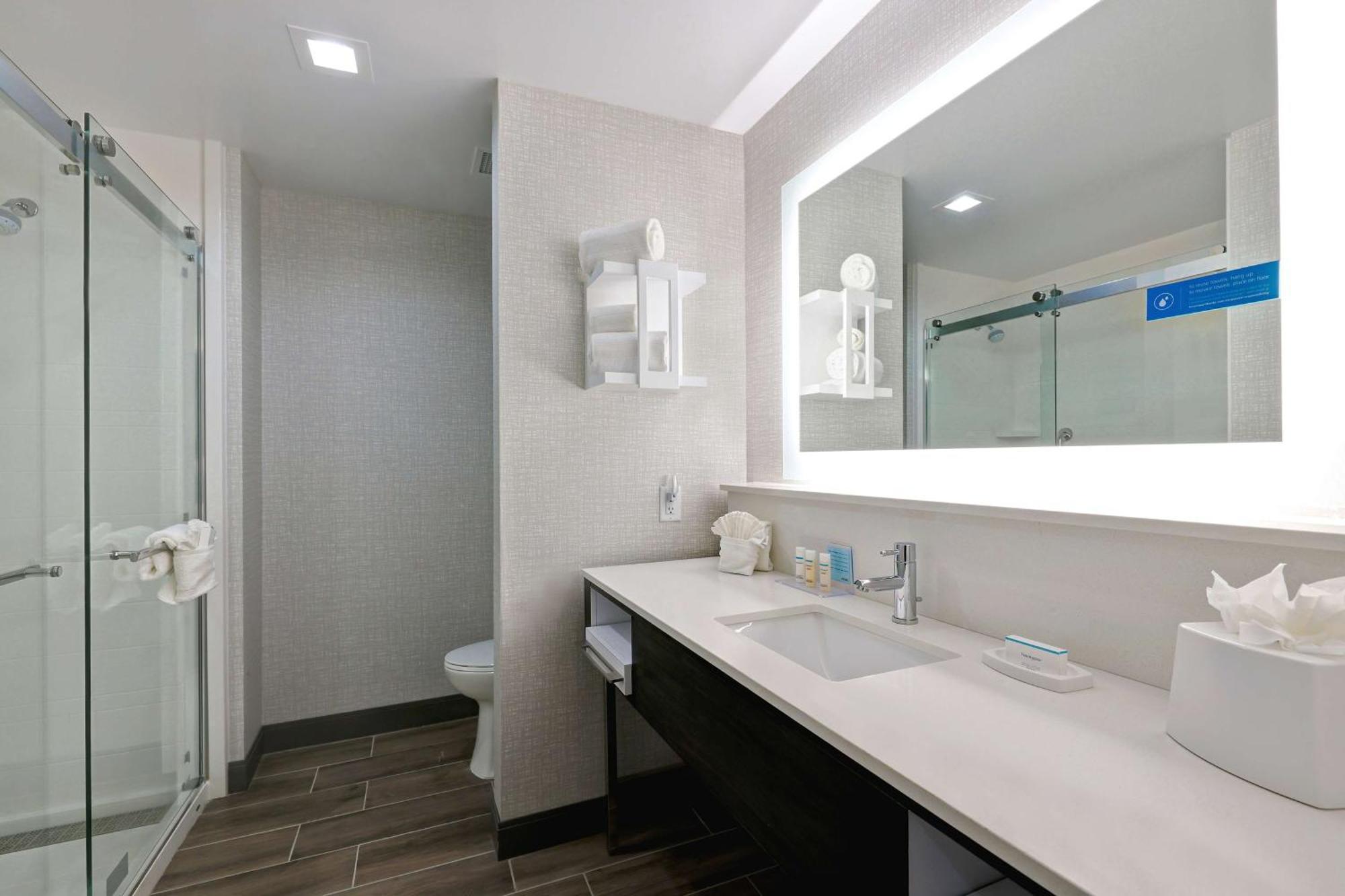 Hampton Inn & Suites Houston East Beltway 8, Tx Cloverleaf Bagian luar foto