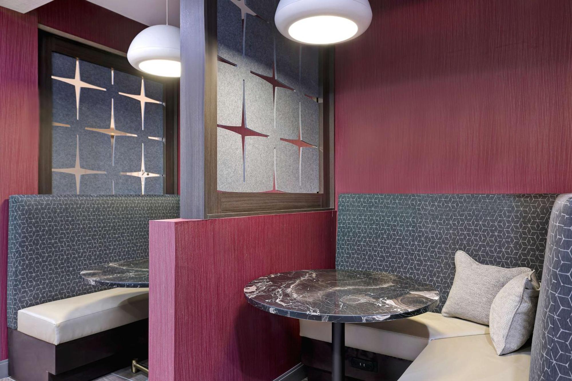 Hampton Inn & Suites Houston East Beltway 8, Tx Cloverleaf Bagian luar foto